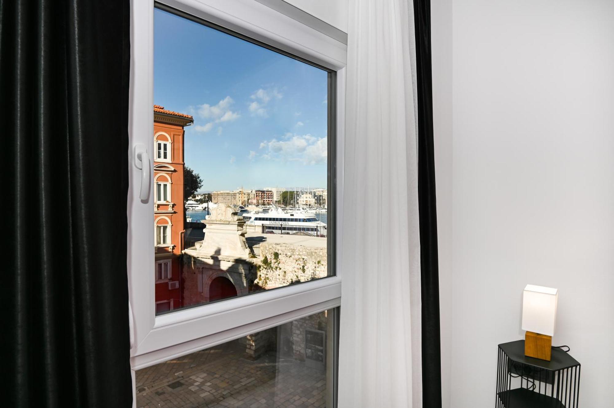 Luxury Apartment Gloria Old Town Zadar With Sea View Exterior photo